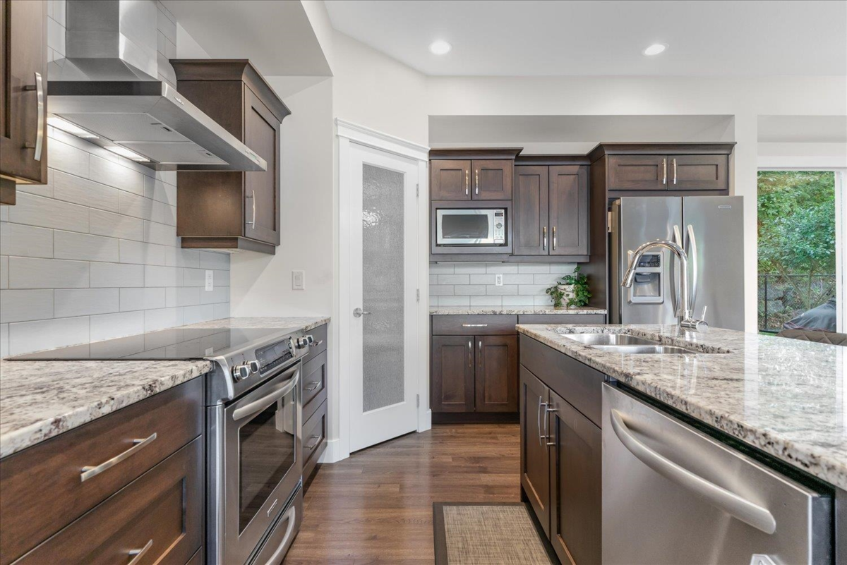 Family Room Photo of 5486 Maclachlan Place, Chilliwack, BC