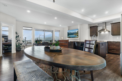 Breakfast Nook Photo of 5486 Maclachlan Place, Chilliwack, BC