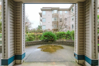 Staircase Photo of 107 20237 54 Avenue, Langley, BC