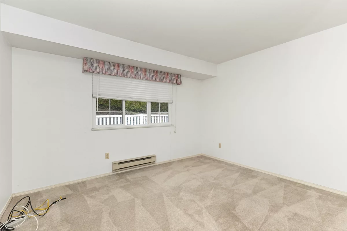 Hot Tub / Spa Photo of 8 1450 Mccallum Road, Abbotsford, BC