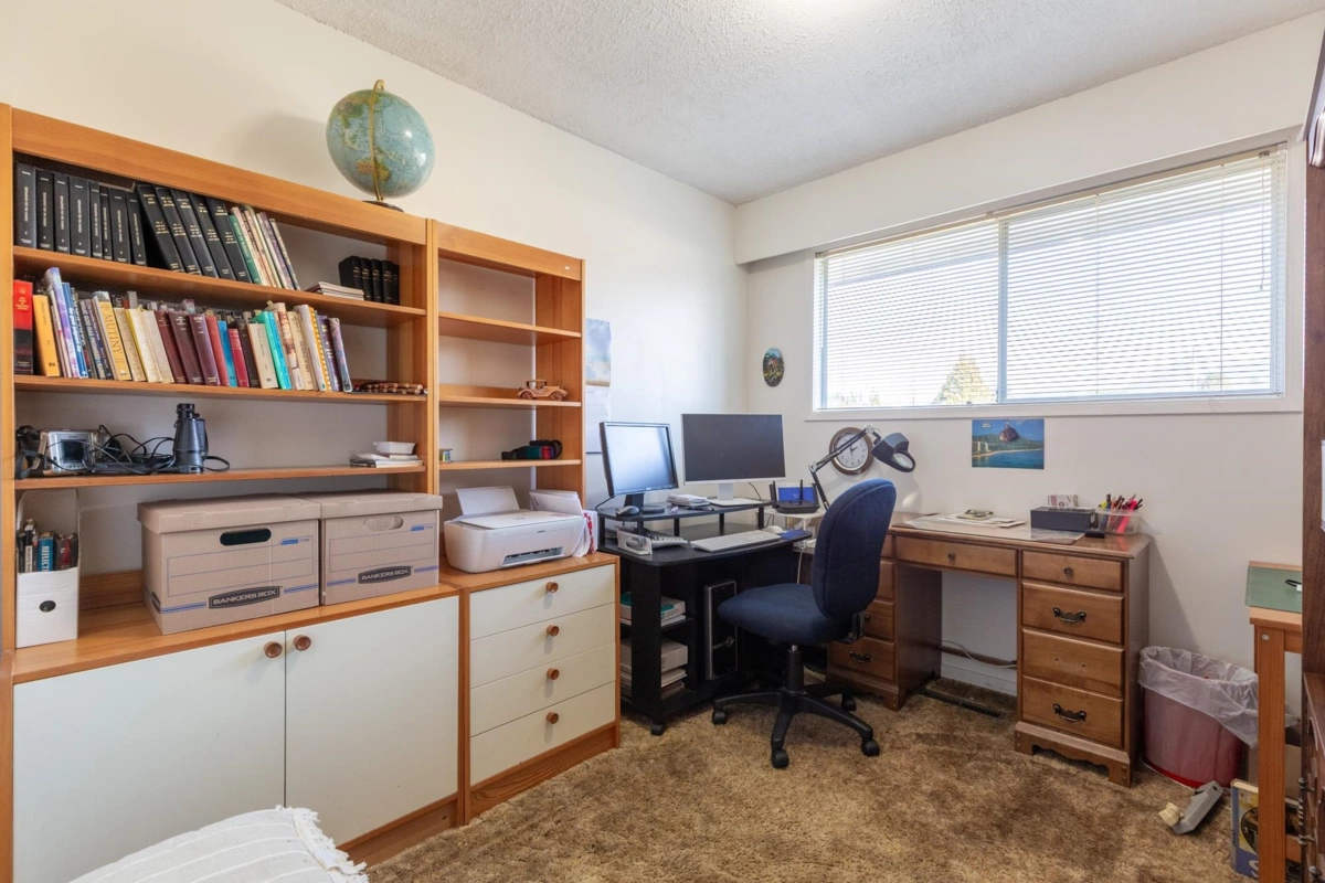 Laundry Room Photo of 9574 Johnson Street, Chilliwack, BC