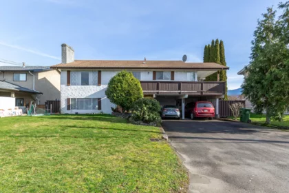 9574 Johnson Street, Chilliwack, BC, Chilliwack — Single Family Residence for sale