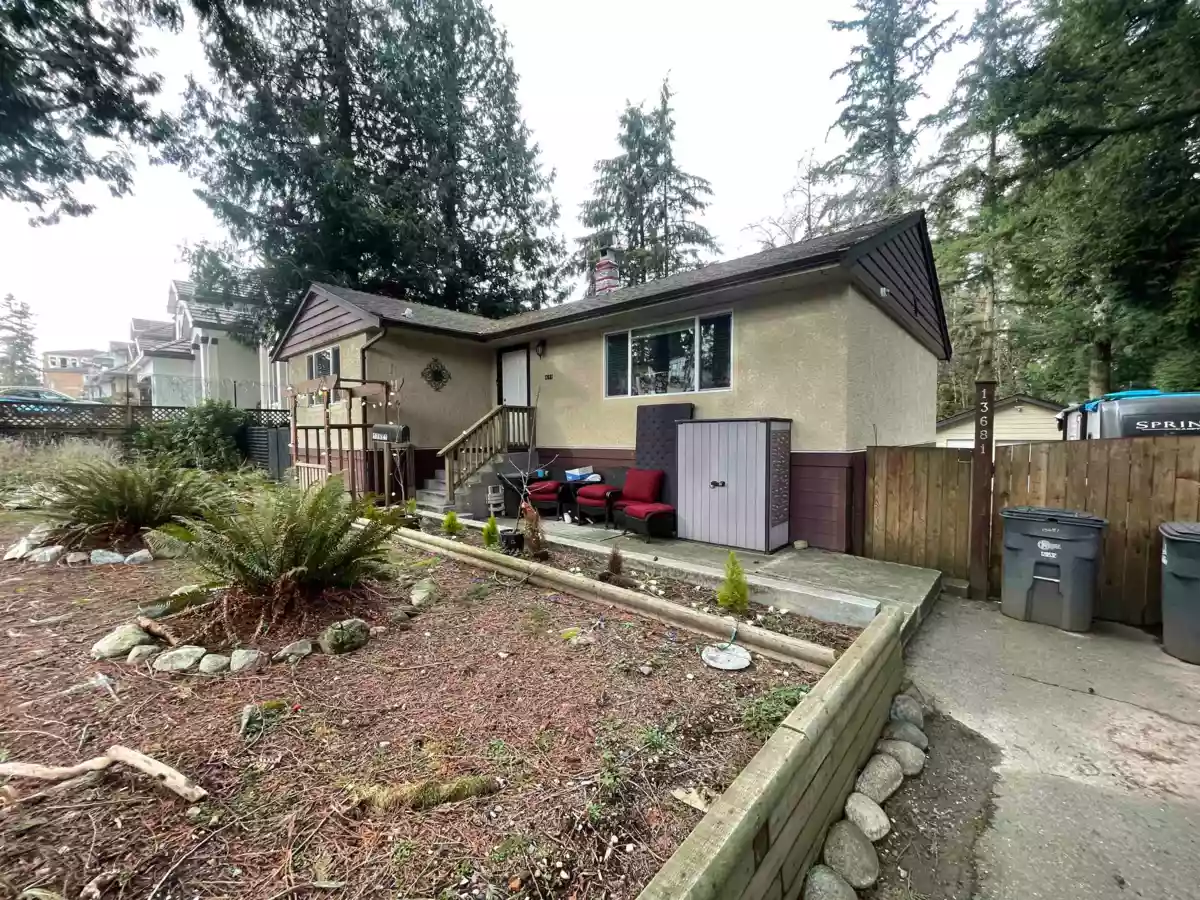 Exterior Front Photo of 13681 60 Avenue, Surrey, BC