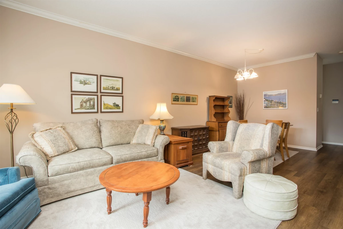 Living Room Photo of 26 5820 Dover Crescent, Richmond, BC