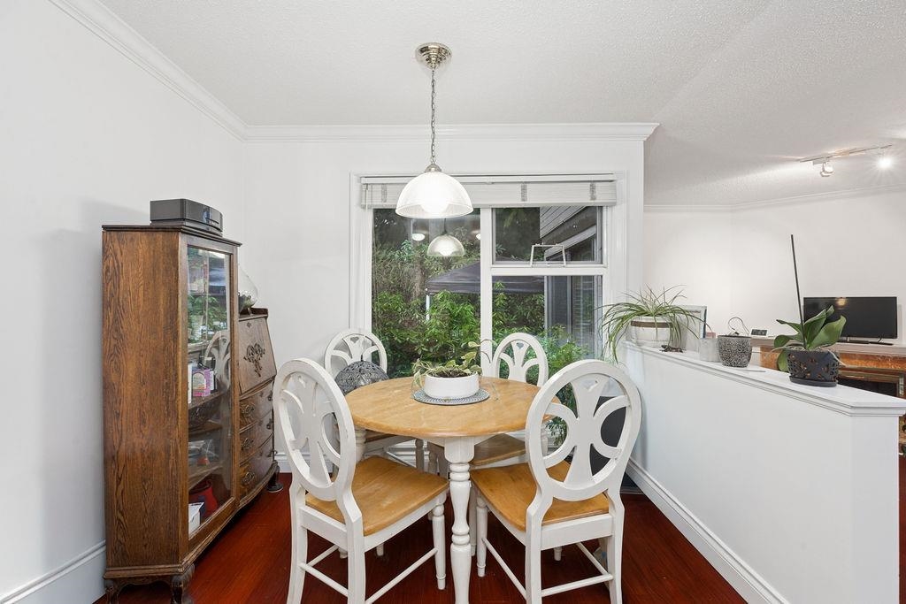Breakfast Nook Photo of 6561 Pinehurst Drive, Vancouver, BC
