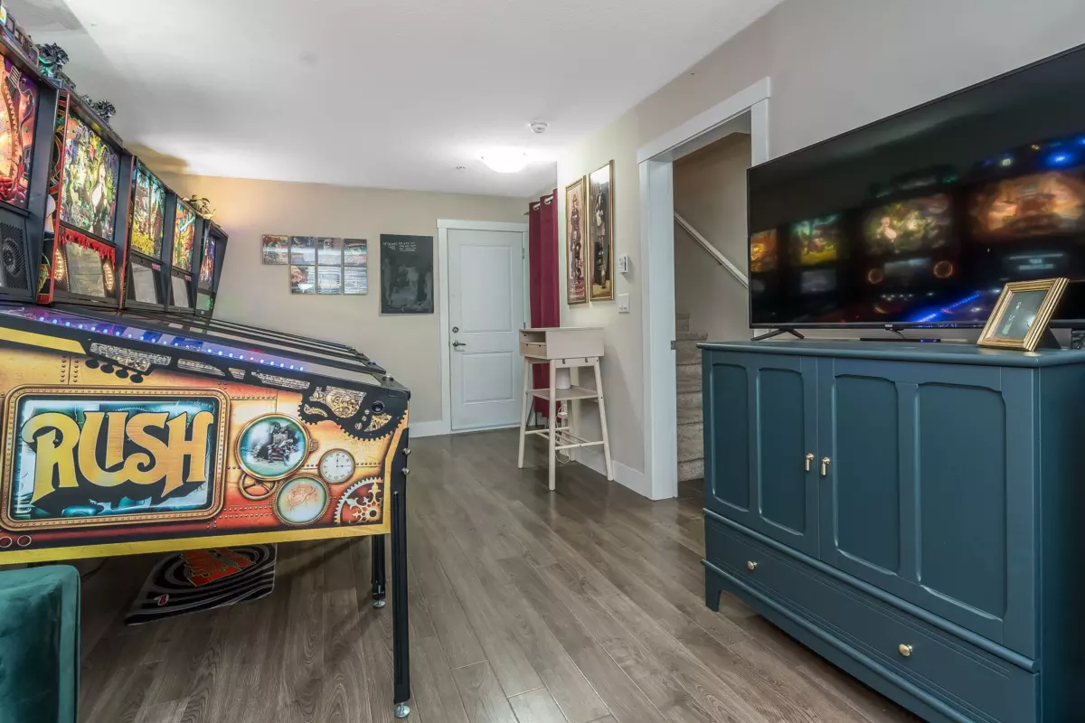 Family Room Photo of 22 19752 55a Avenue, Langley, BC