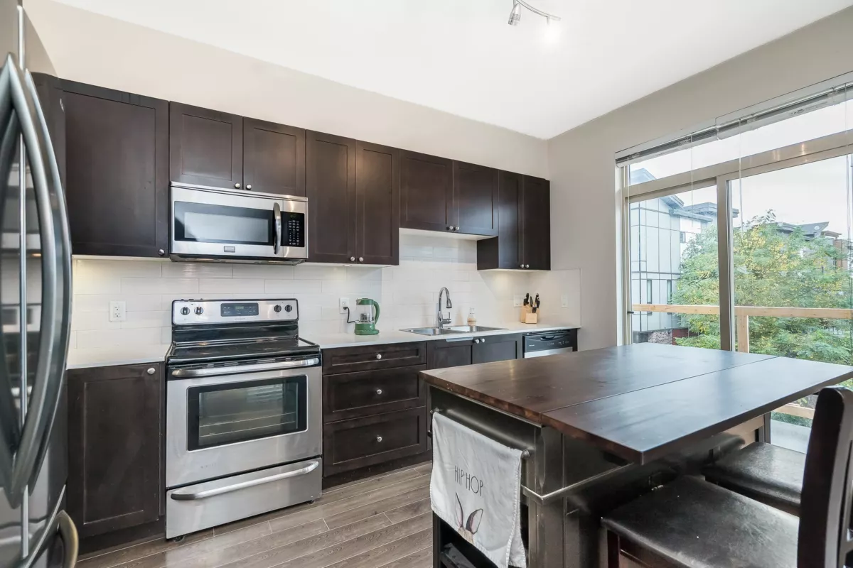 Primary Bedroom Photo of 22 19752 55a Avenue, Langley, BC