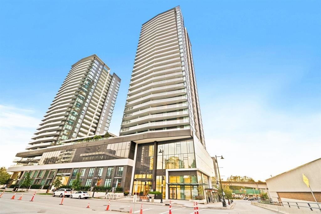 Hot Tub / Spa Photo of 1208 318 Alderson Avenue, Coquitlam, BC