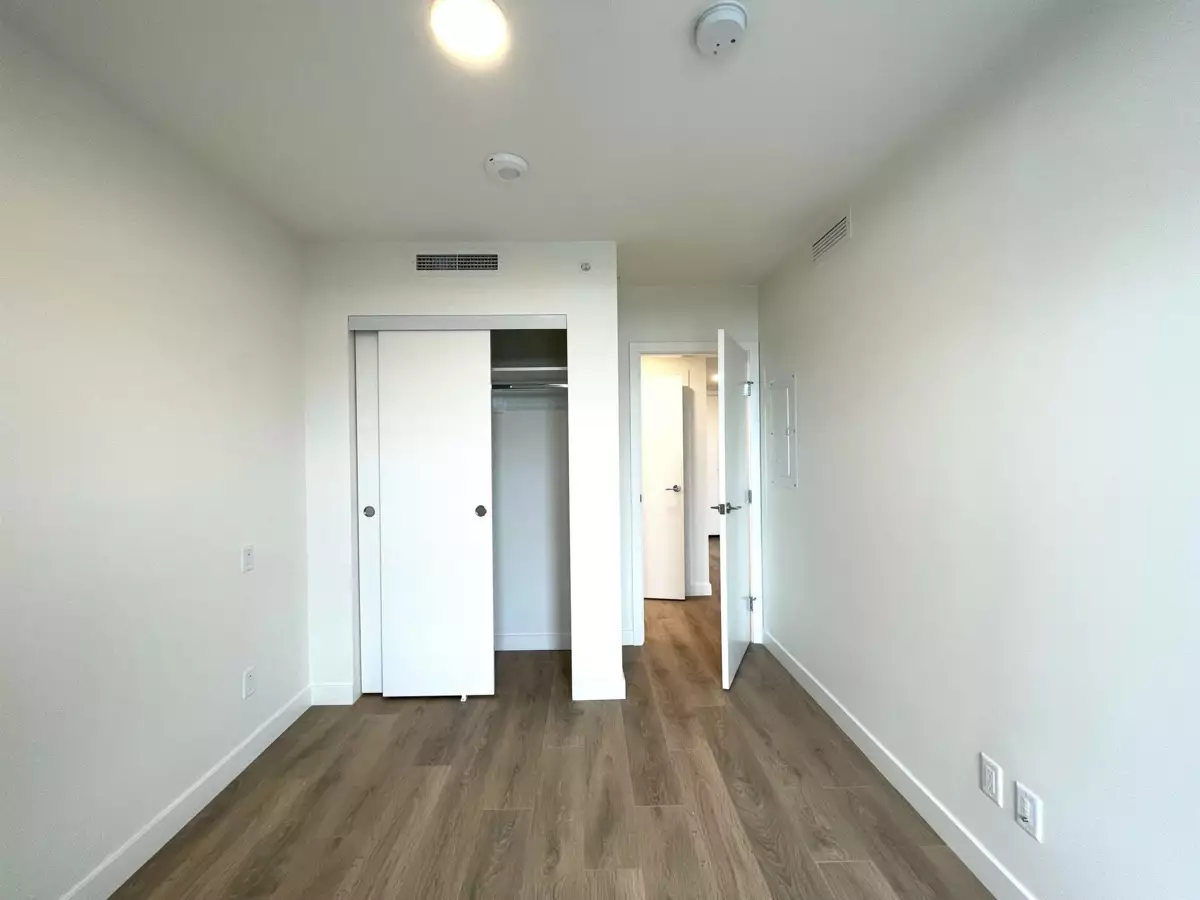 Primary Bathroom Photo of 1208 318 Alderson Avenue, Coquitlam, BC