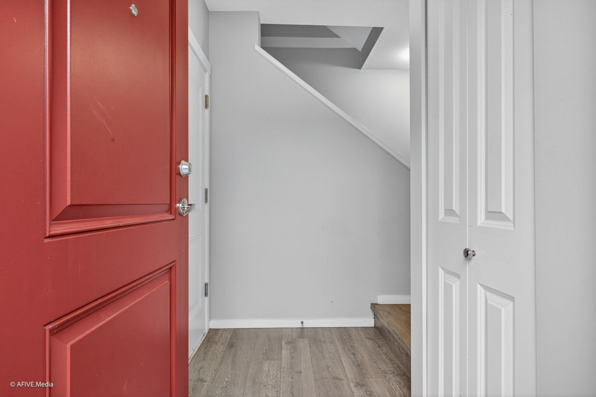 Breakfast Nook Photo of 163 14833 61 Avenue, Surrey, BC