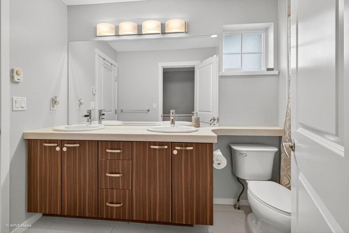 Office / Den Photo of 163 14833 61 Avenue, Surrey, BC