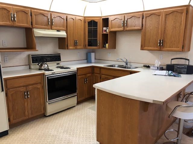 Dining Area Photo of 126 22611 116 Avenue, Maple Ridge, BC