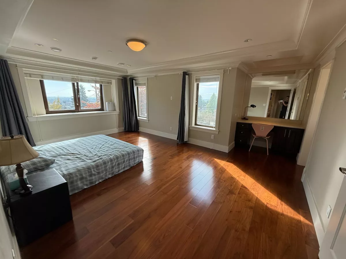 Laundry Room Photo of 7689 Jasper Crescent, Vancouver, BC