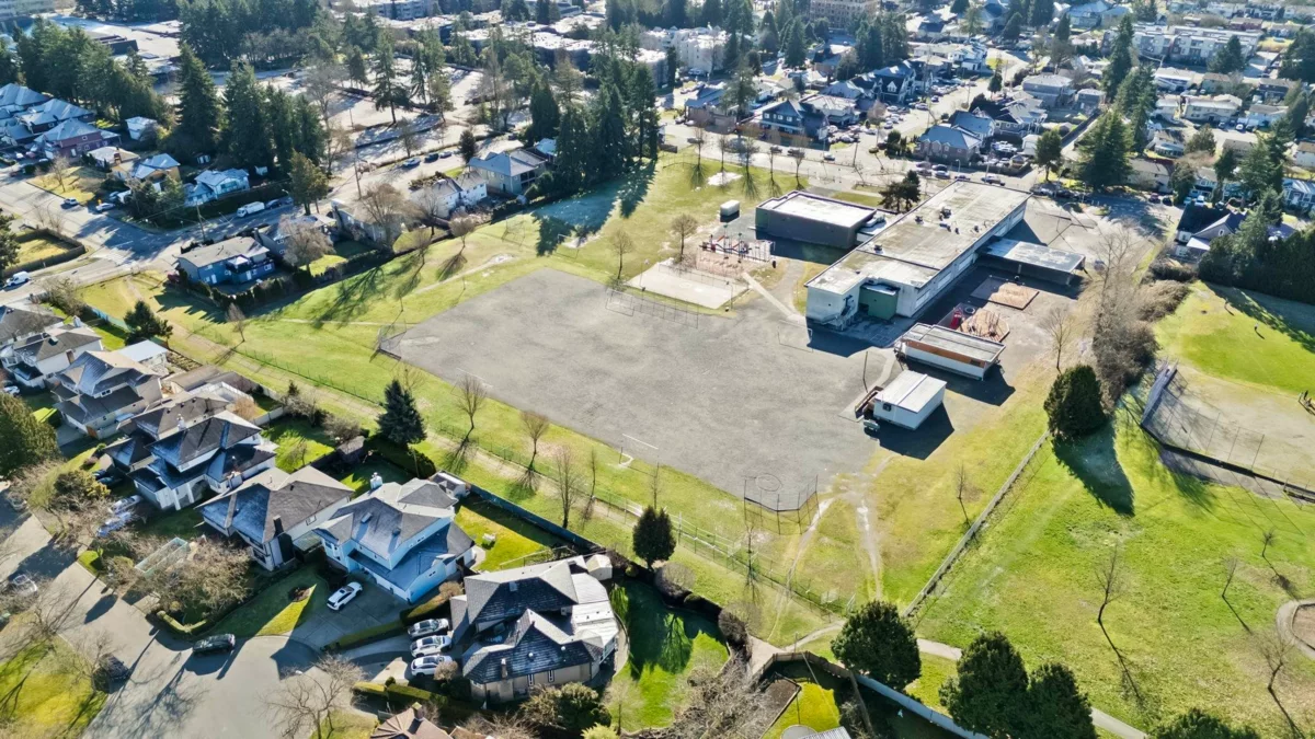 Walk-In Closet Photo of 13285 98 Avenue, Surrey, BC