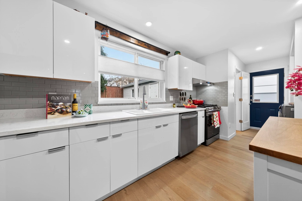 Bedroom 2 Photo of 2005 London Street, New Westminster, BC