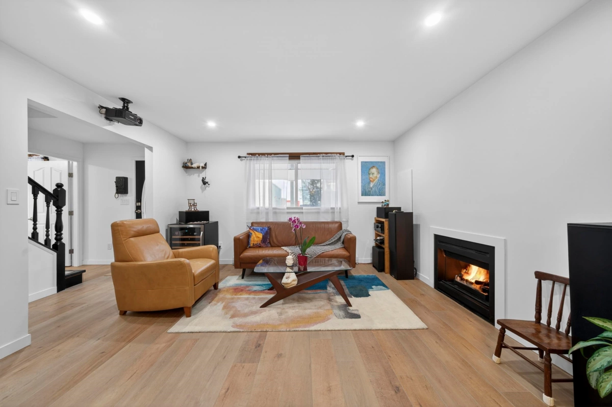 Living Room Photo of 2005 London Street, New Westminster, BC