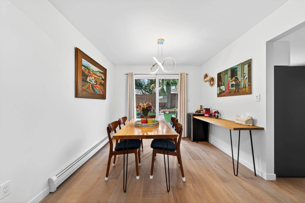 Pantry Photo of 2005 London Street, New Westminster, BC