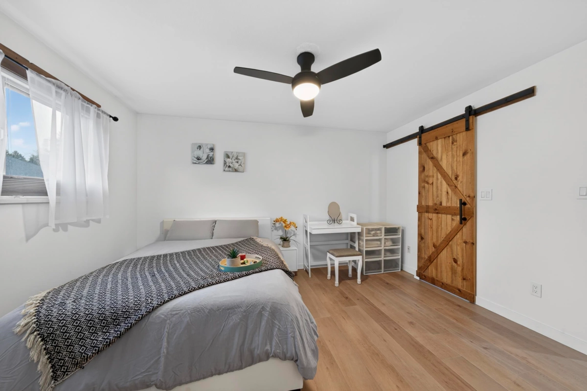 Staircase Photo of 2005 London Street, New Westminster, BC