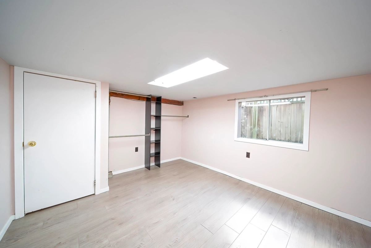 Laundry Room Photo of 726 Tenth Street, New Westminster, BC
