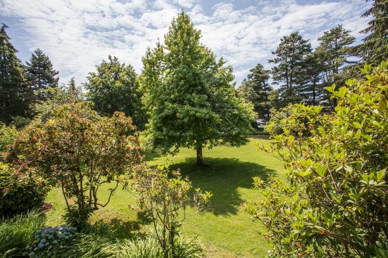 Entry Foyer Photo of 121 8860 No. 1 Road, Richmond, BC