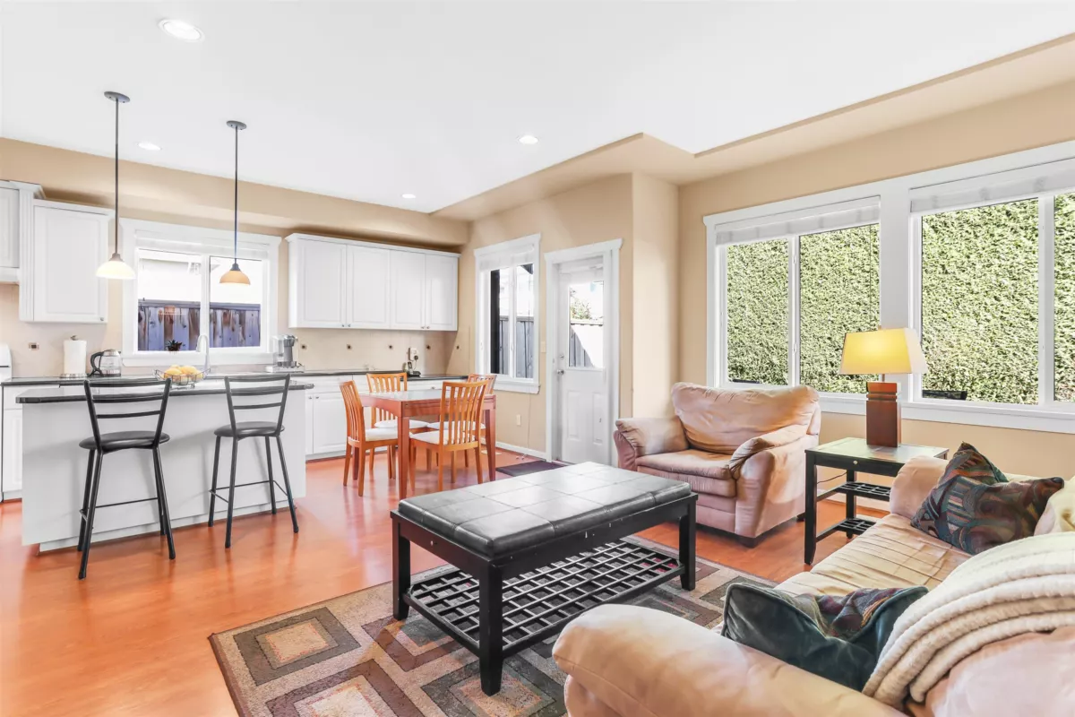 Guest Bathroom Photo of 4737 Dunfell Road, Richmond, BC