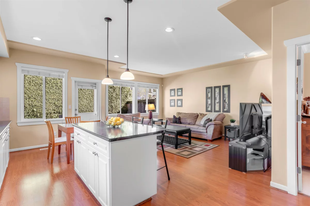 Walk-In Closet Photo of 4737 Dunfell Road, Richmond, BC