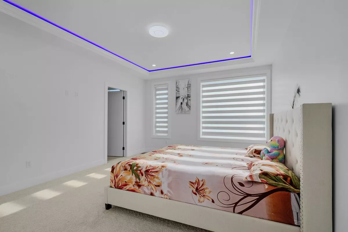 Garage Interior Photo of 33225 5 Avenue, Mission, BC