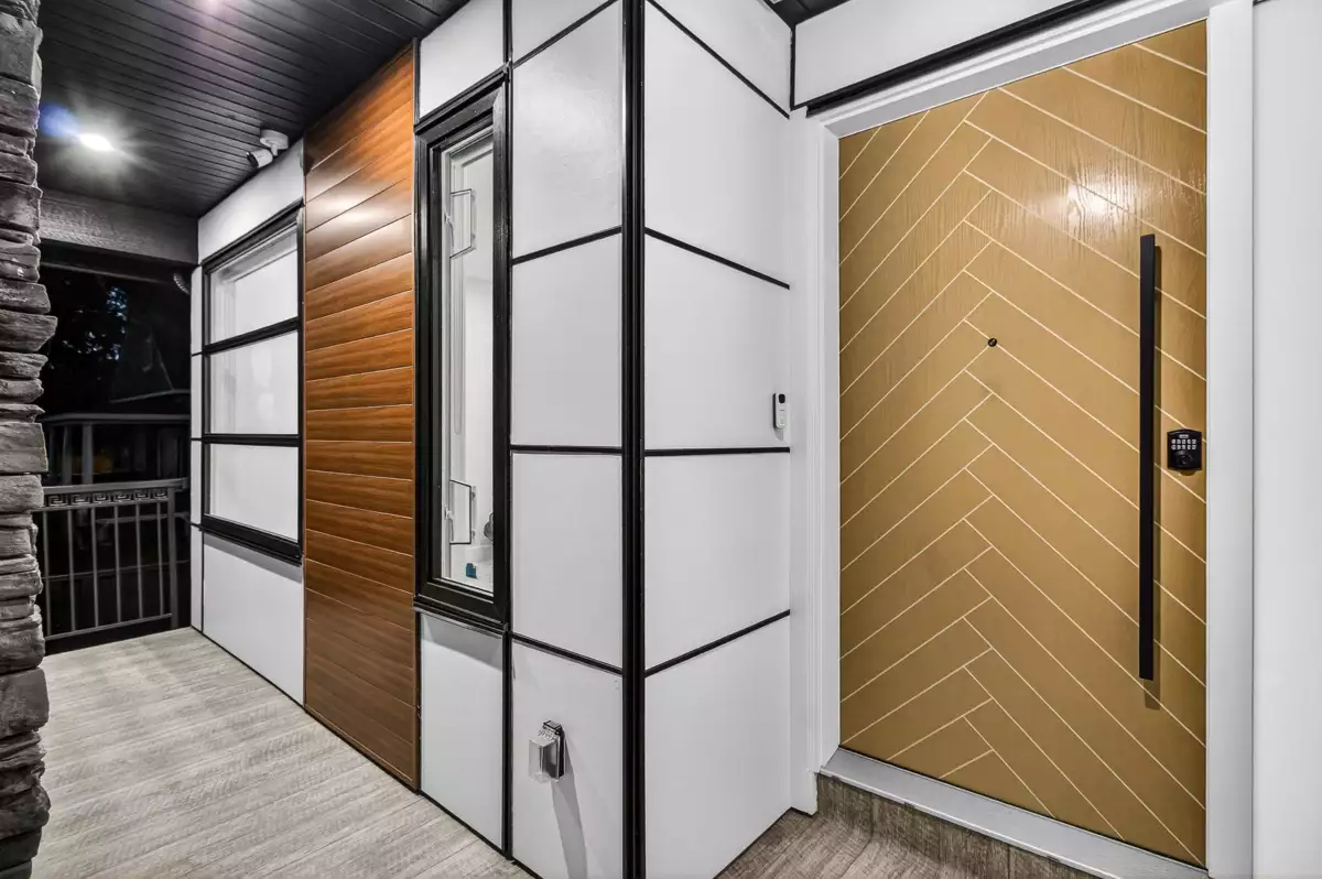 Kitchen Photo of 33225 5 Avenue, Mission, BC