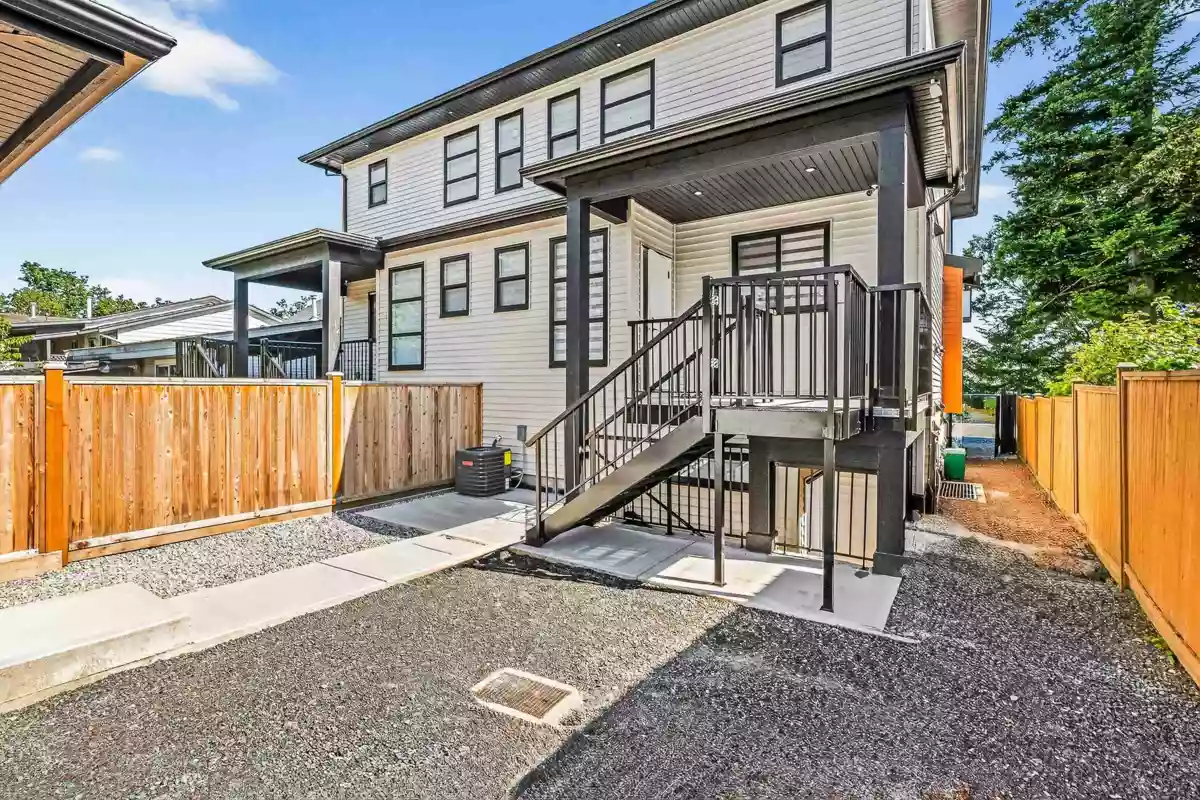 Street View Photo of 33225 5 Avenue, Mission, BC