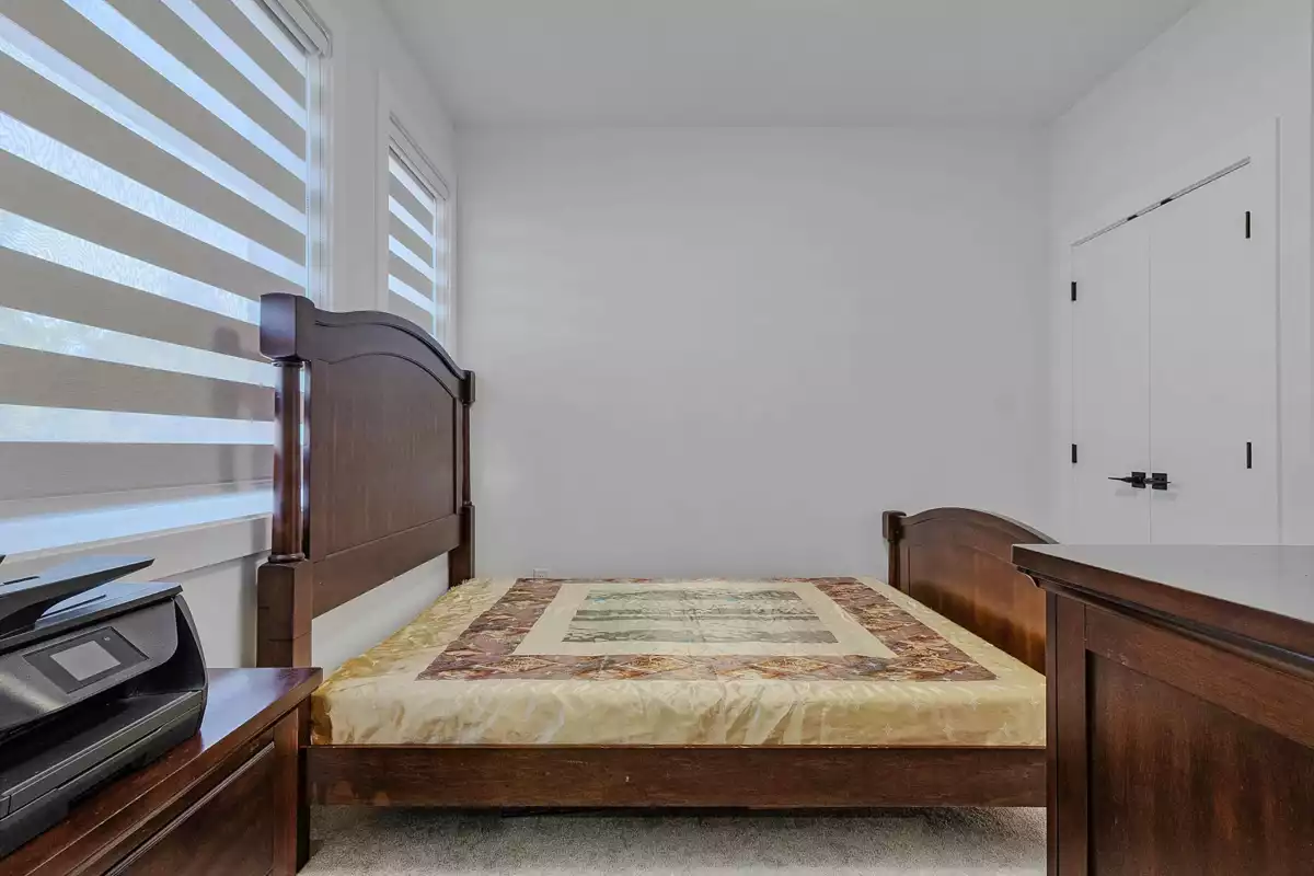 Swimming Pool Photo of 33225 5 Avenue, Mission, BC