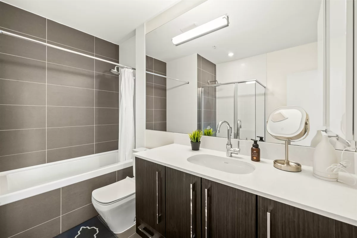 Laundry Room Photo of 1801 188 Agnes Street, New Westminster, BC