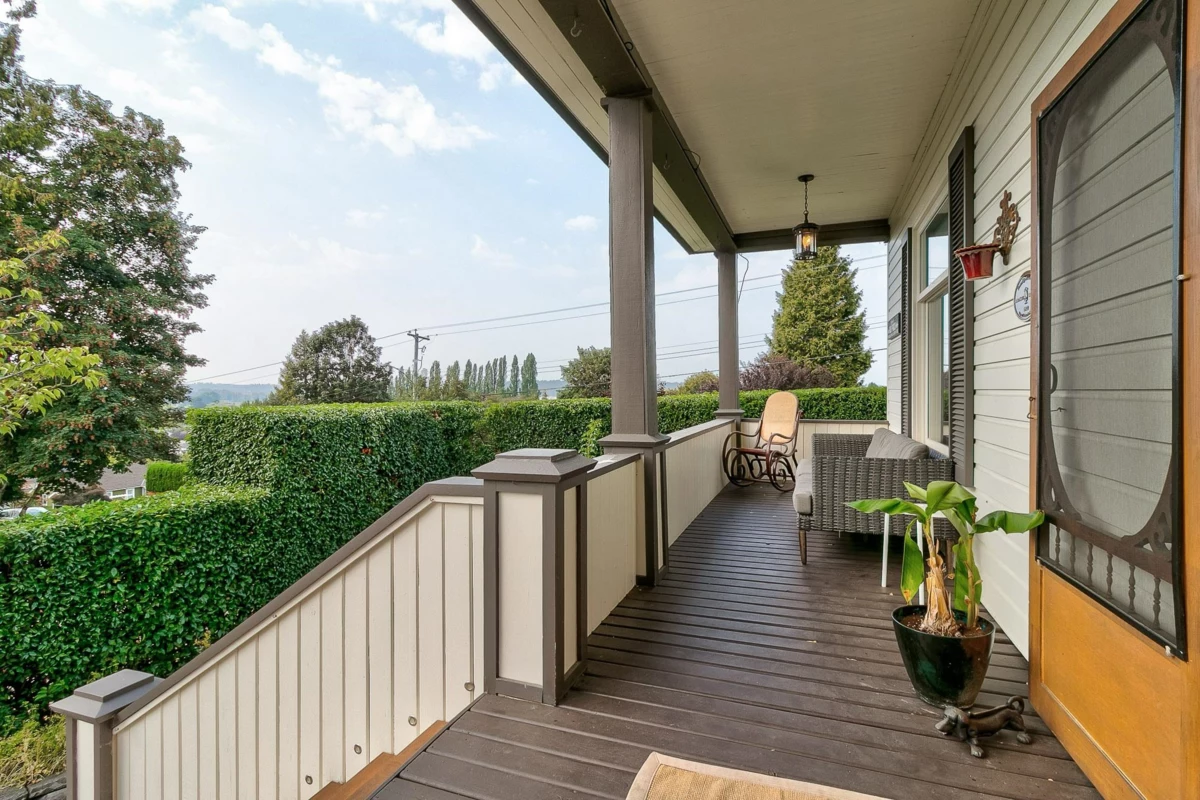 Family Room Photo of 4786 217a Street, Langley, BC