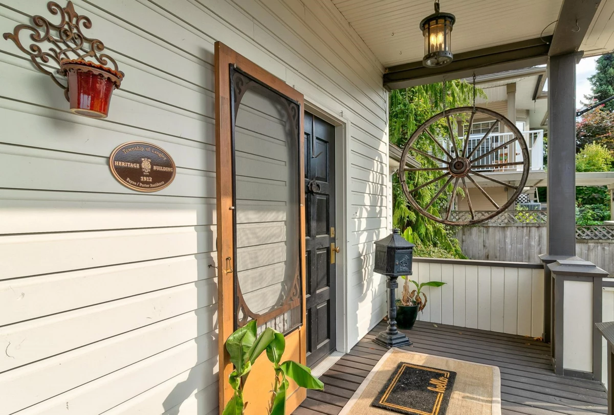 Kitchen Photo of 4786 217a Street, Langley, BC