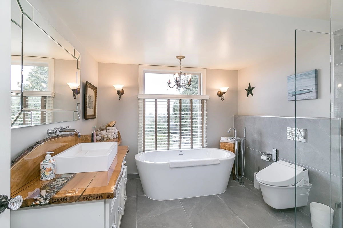 Laundry Room Photo of 4786 217a Street, Langley, BC