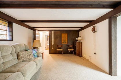 Entry Foyer Photo of 6779 Elwell Street, Burnaby, BC