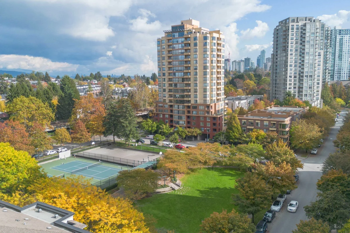 Hallway Photo of 1101 3663 Crowley Drive, Vancouver, BC