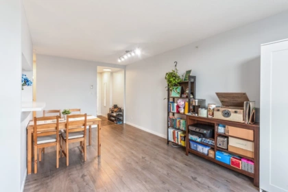 1101 3663 Crowley Drive, Vancouver, BC