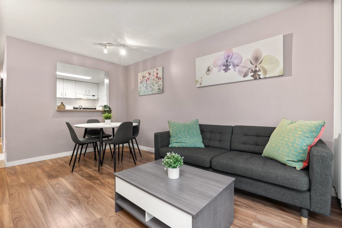 Family Room Photo of 504 789 Drake Street, Vancouver, BC