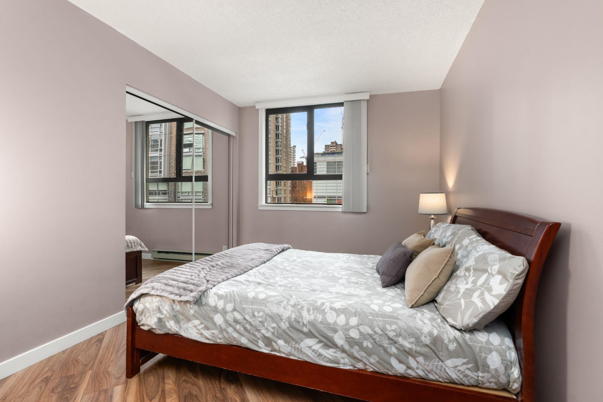 Guest Bathroom Photo of 504 789 Drake Street, Vancouver, BC