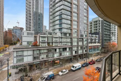 Office / Den Photo of 504 789 Drake Street, Vancouver, BC