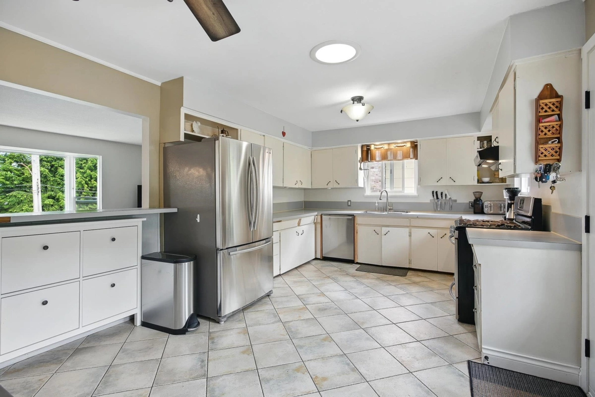 Bedroom 2 Photo of 2317 St George Street, Port Moody, BC