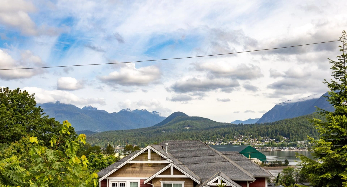 Primary Bedroom Photo of 2317 St George Street, Port Moody, BC