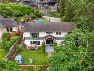 2317 St George Street, Port Moody, BC, Port Moody Centre — 5 bed single family residence for sale