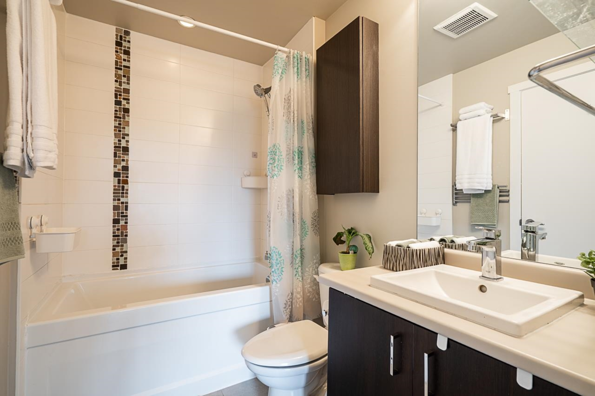 Basement Recreation Room Photo of 309 20460 Douglas Crescent, Langley, BC