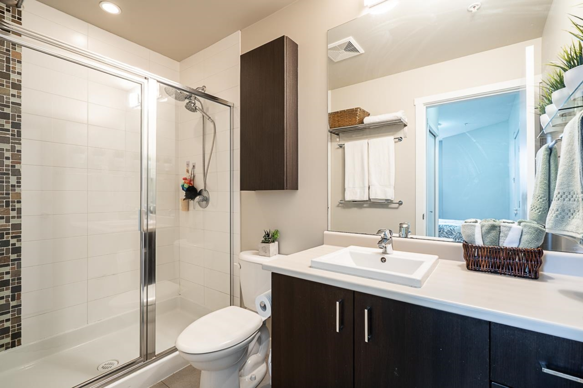 Bedroom 4 Photo of 309 20460 Douglas Crescent, Langley, BC