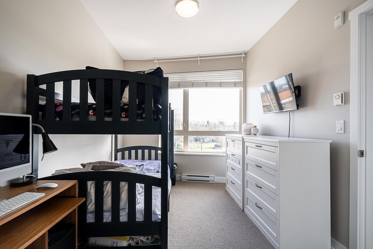 Office / Den Photo of 309 20460 Douglas Crescent, Langley, BC