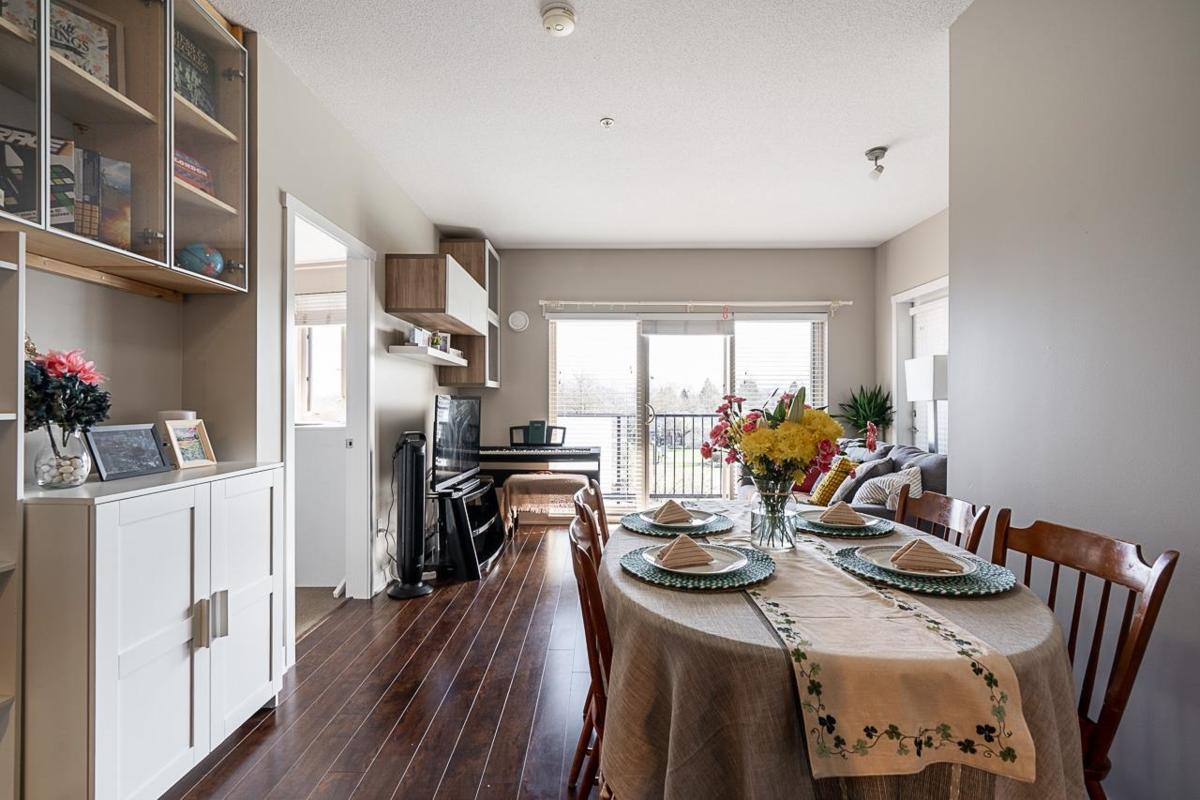 Primary Bedroom Photo of 309 20460 Douglas Crescent, Langley, BC