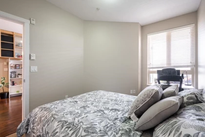Bedroom 2 Photo of 309 20460 Douglas Crescent, Langley, BC