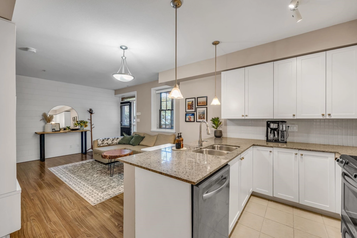 Pantry Photo of 3 12 E Royal Avenue, New Westminster, BC