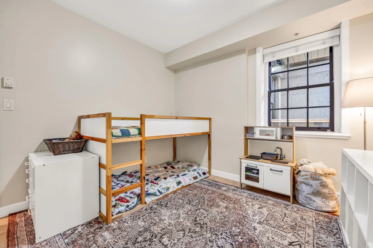 Walk-In Closet Photo of 3 12 E Royal Avenue, New Westminster, BC